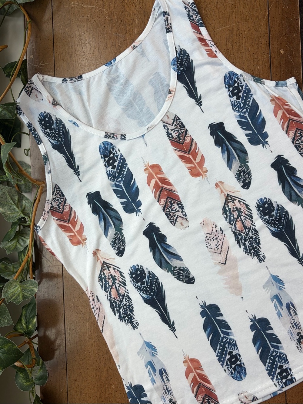 Boho Feather Print Tank Top Lightweight Sleeveless Summer Casual Flowy Top